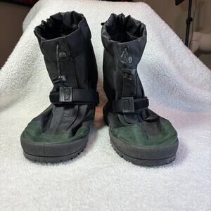 N.E.O.S. Villager OVERSHOES Adult Medium BootsV21A Unisex read for sizing